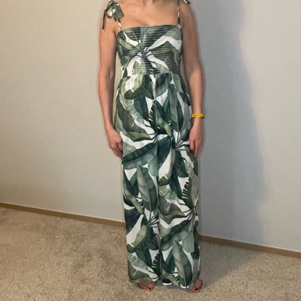 NWOT Show Me Your Mumu Jagger Smocked Jumpsuit Banana Leaf - Sz Small